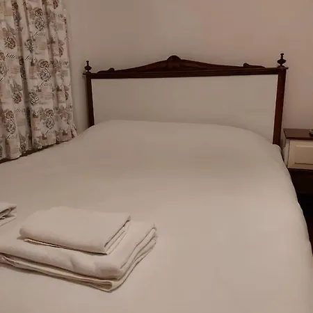 Celil Homestay Ayvalik